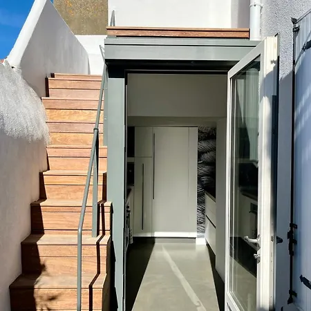 La Maison Josephine Familiale Parking بيت للعطل لي سابلِ دولونْ