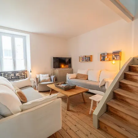 La Maison Josephine Familiale Parking