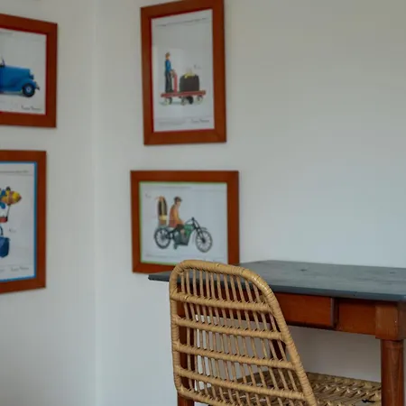 بيت للعطل La Maison Josephine Familiale Parking *