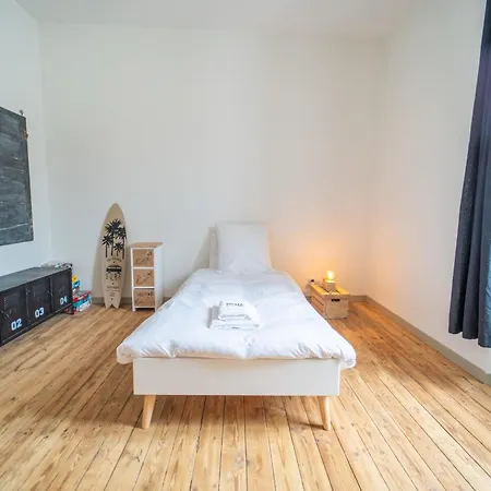 La Maison Josephine Familiale Parking بيت للعطل لي سابلِ دولونْ