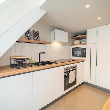 بيت للعطل La Maison Josephine Familiale Parking