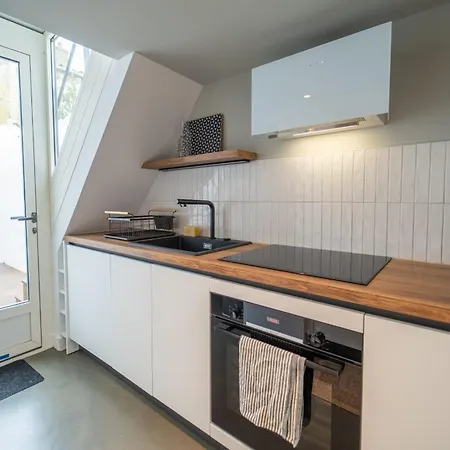 بيت للعطل La Maison Josephine Familiale Parking *