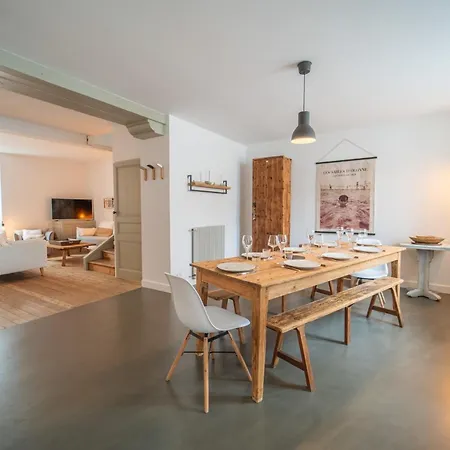 La Maison Josephine Familiale Parking * لي سابلِ دولونْ