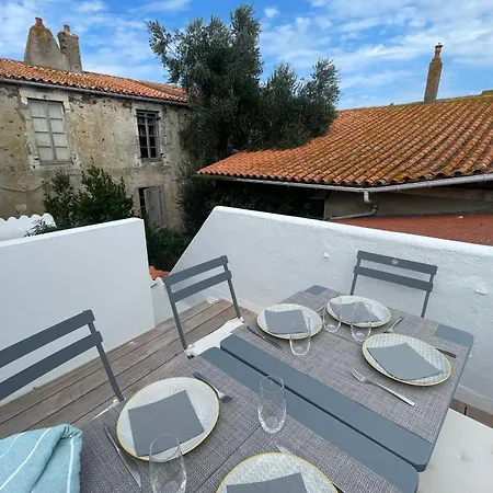 بيت للعطل La Maison Josephine Familiale Parking لي سابلِ دولونْ